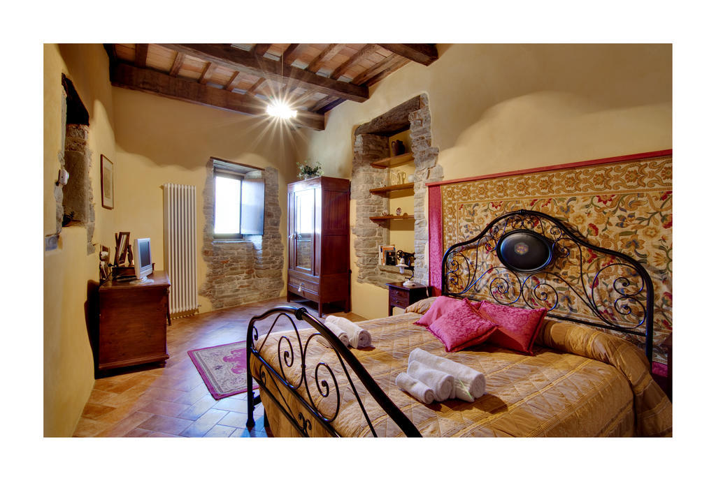 Agriturismo Biologico Castello Della Pieve Mercatello sul Metauro Room photo